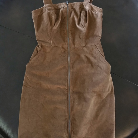 Cute brown dress from Hollister. - Picture 5 of 5
